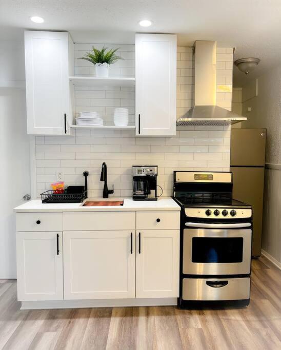 Sparkling Guest Home 2 Bedroom-15 Minutes To Clearwater Beach Extérieur photo