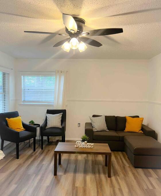 Sparkling Guest Home 2 Bedroom-15 Minutes To Clearwater Beach Extérieur photo